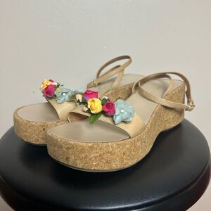 CLEARANCE! Tan Nine West Cork Floral Platform Sandals Size 6.5 EUC